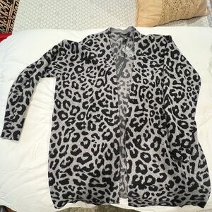 NWT Saks Fifth Avenue Black and Gray Leopard Cashmere Cardigan